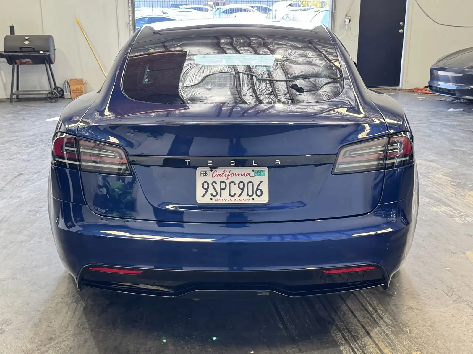 2025 Tesla Model S Base photo 3