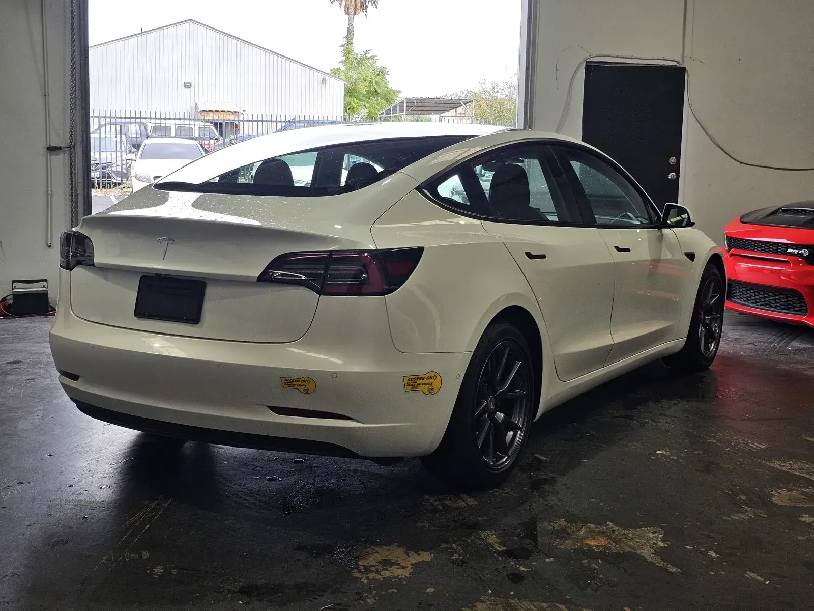 2021 Tesla Model 3 Standard Range Plus photo 4