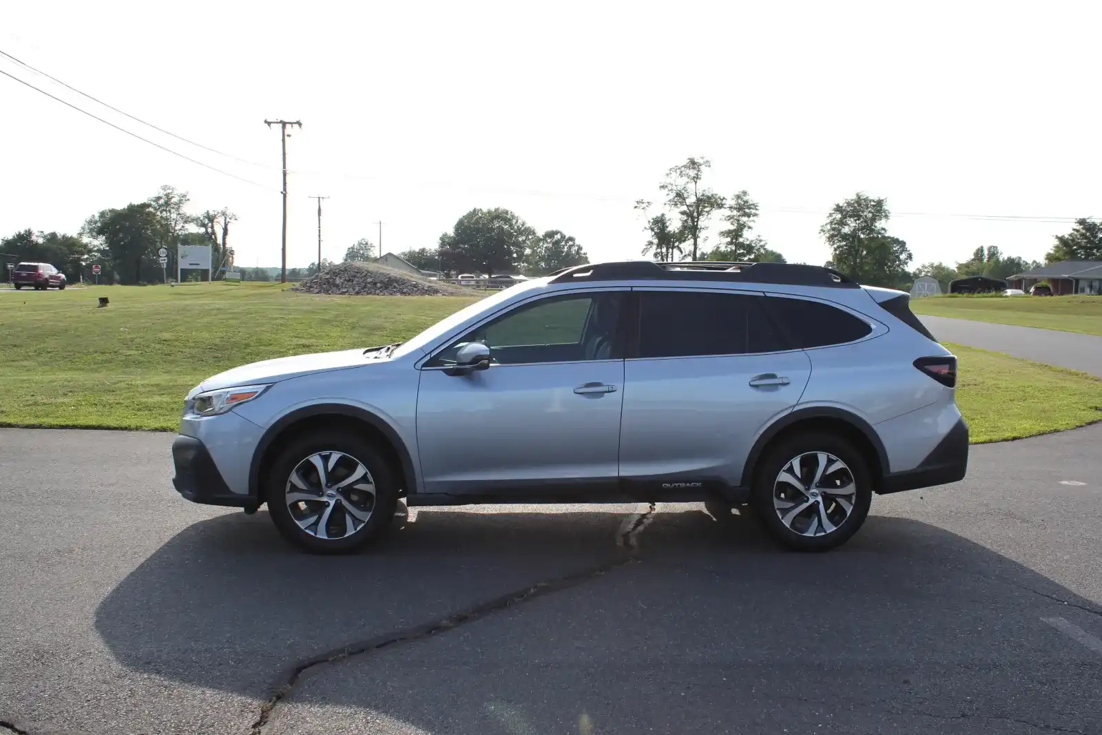 2022 Subaru Outback Limited's photo