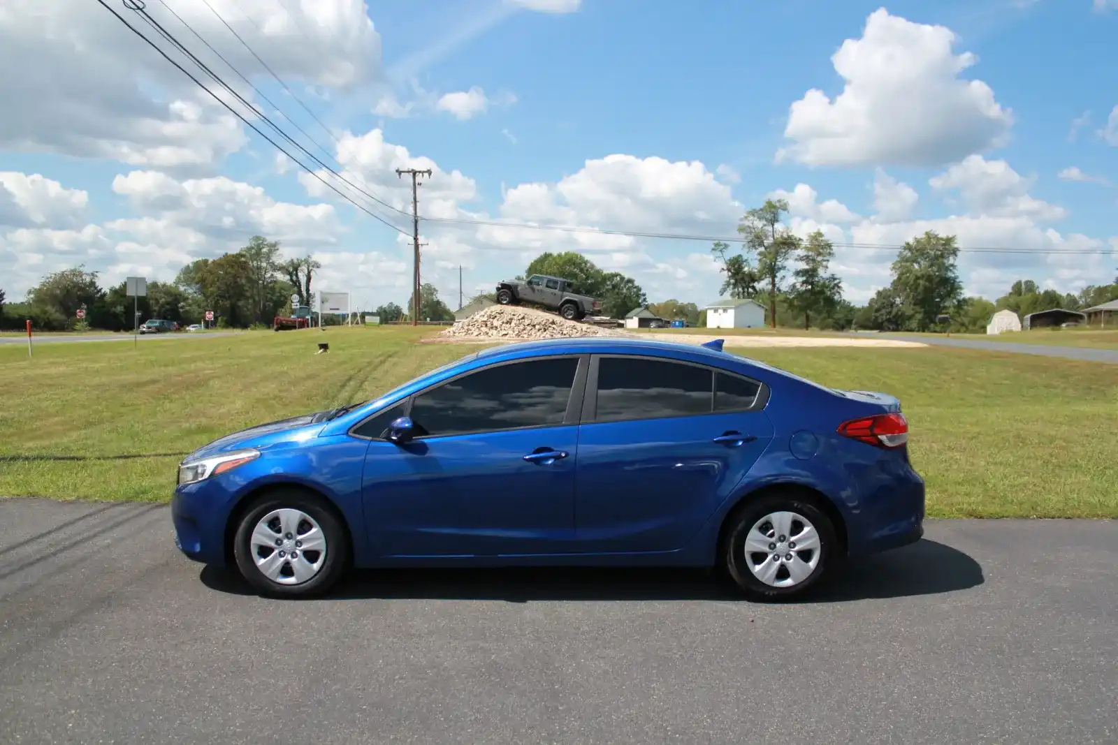 2017 Kia Forte LX Auto's photo