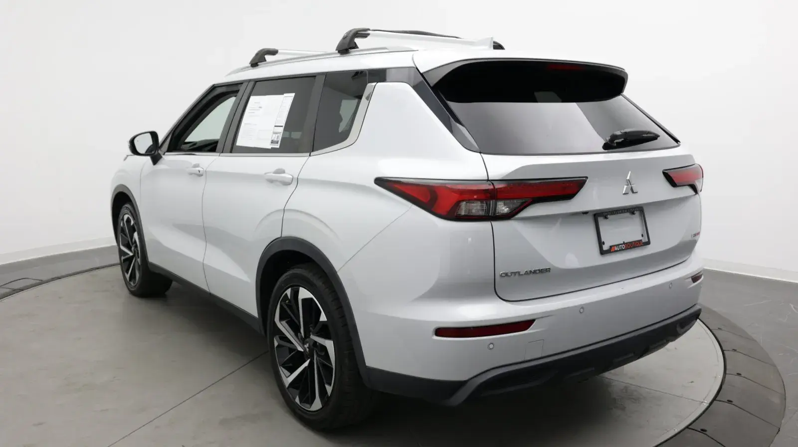 2022 Mitsubishi Outlander ES S-AWC photo 5