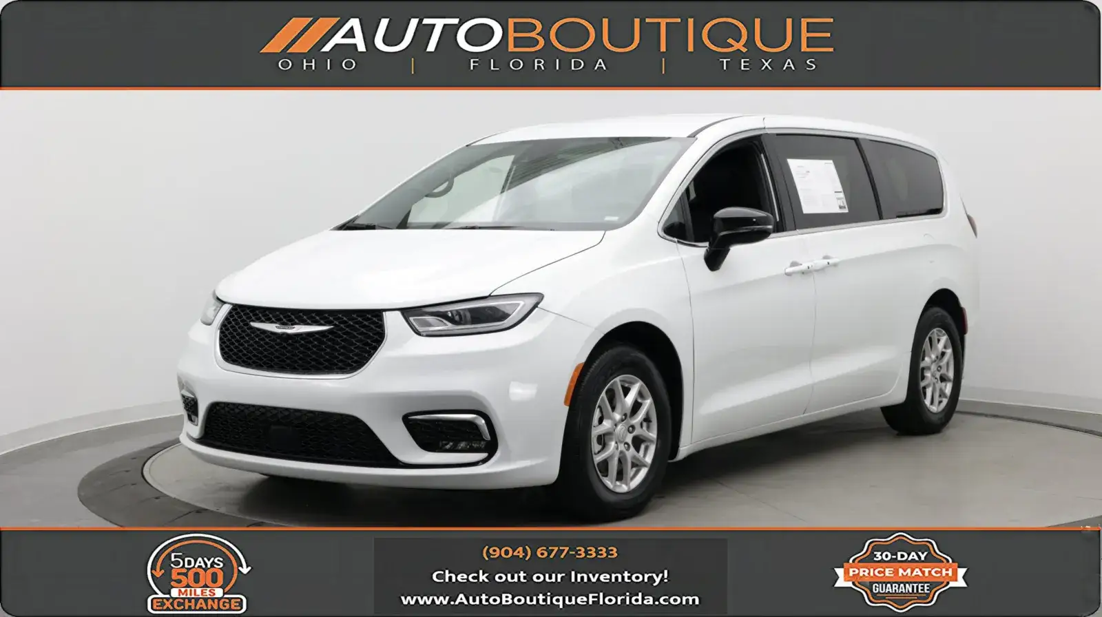 2026 Chrysler Pacifica Select photo 1