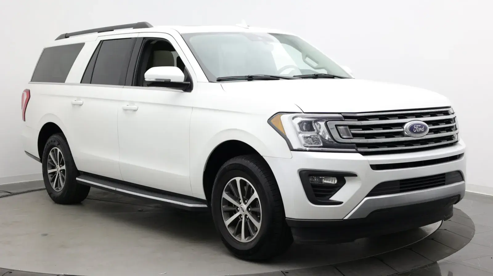 2021 Ford Expedition XLT MAX photo 3