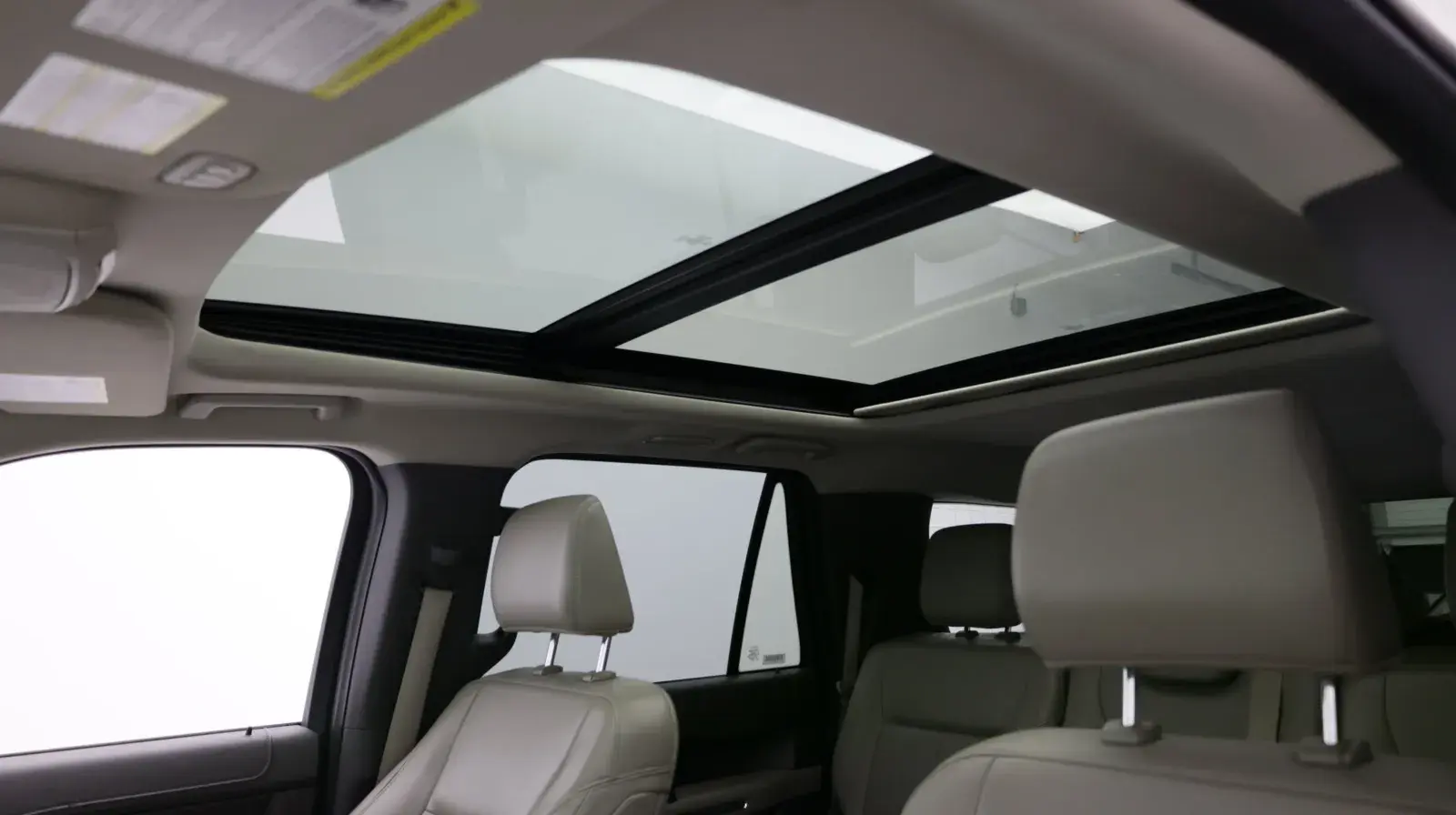 2021 Ford Expedition XLT MAX photo 4