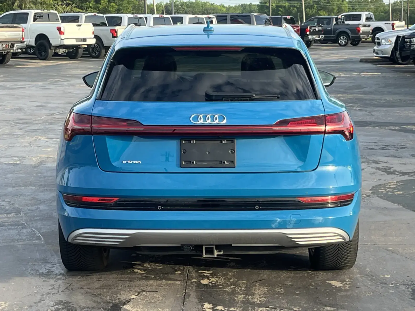 2019 Audi e-tron Prestige photo 5