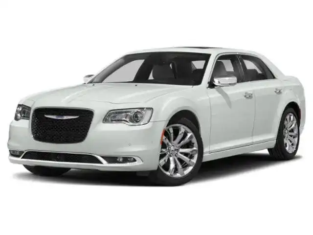 2018 Chrysler 300 Touring L's photo