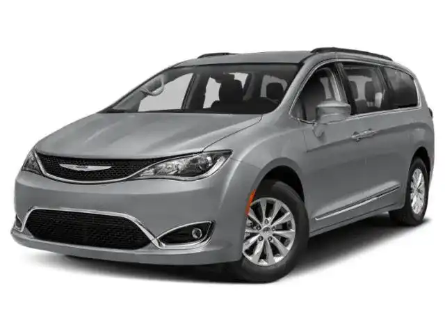 2020 Chrysler Pacifica Touring L's photo