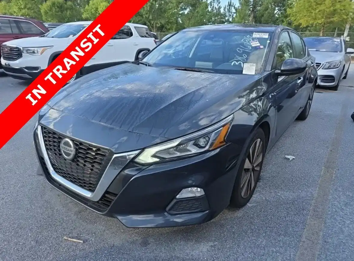 2022 Nissan Altima 2.5 SV's photo