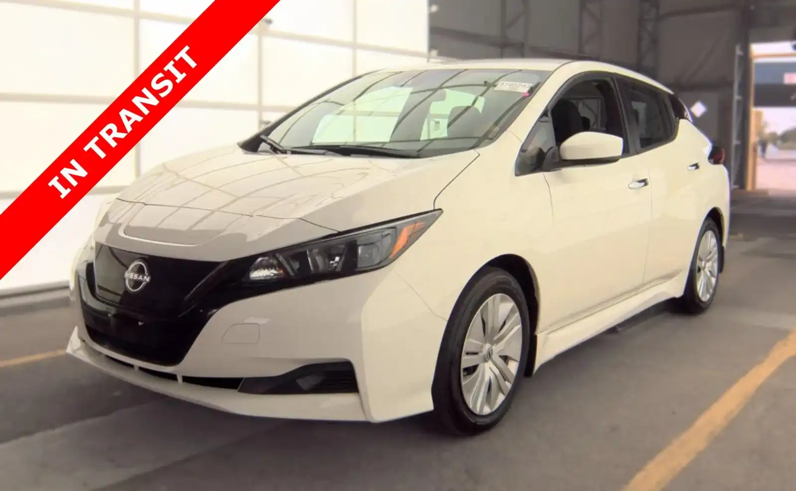 2025 Nissan Leaf S's photo