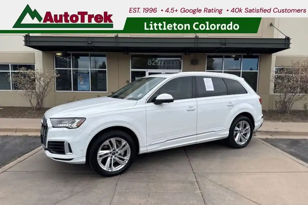 2023 Audi Q7 55 Premium Plus quattro Tiptronic's photo
