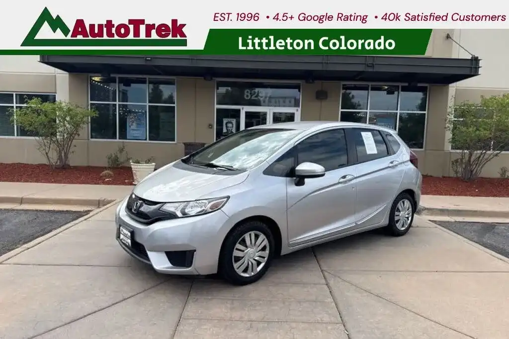 2015 Honda Fit LX 6MT's photo
