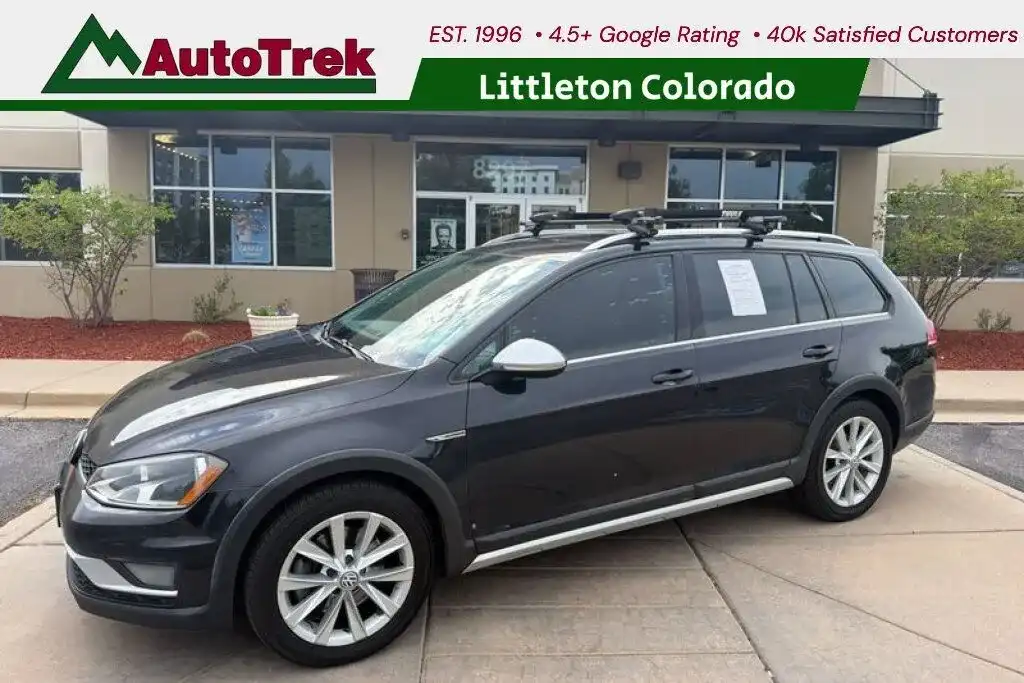 2017 Volkswagen Golf Alltrack TSI S 4Motion DSG's photo