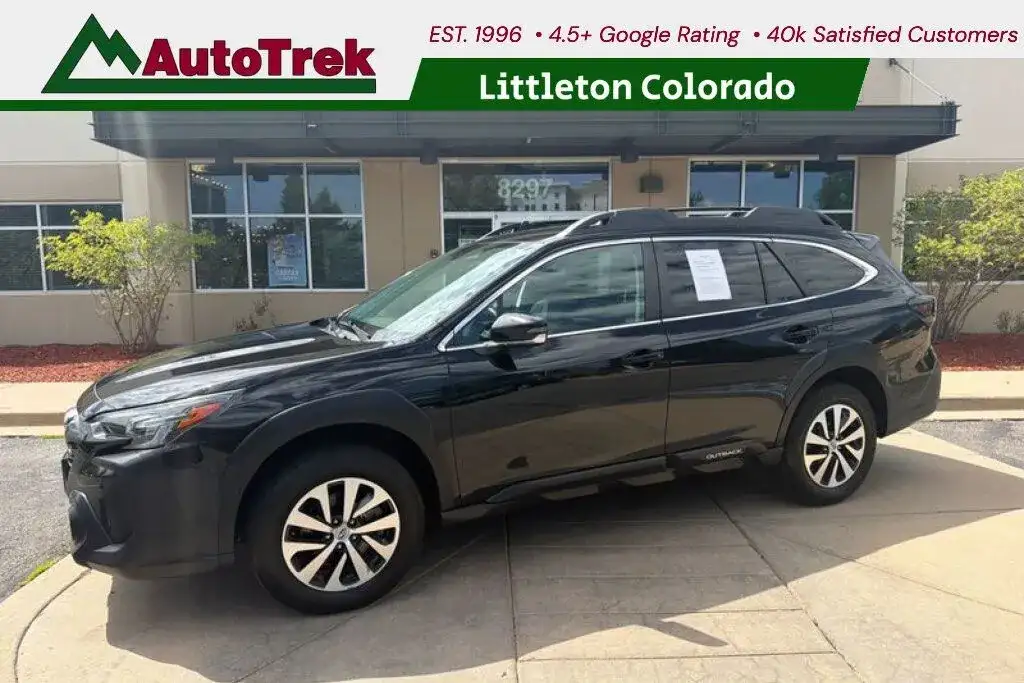 2023 Subaru Outback Premium's photo