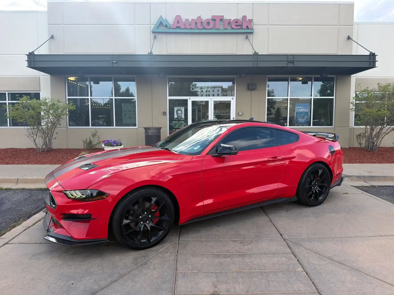 2020 Ford Mustang EcoBoost Premium Coupe's photo