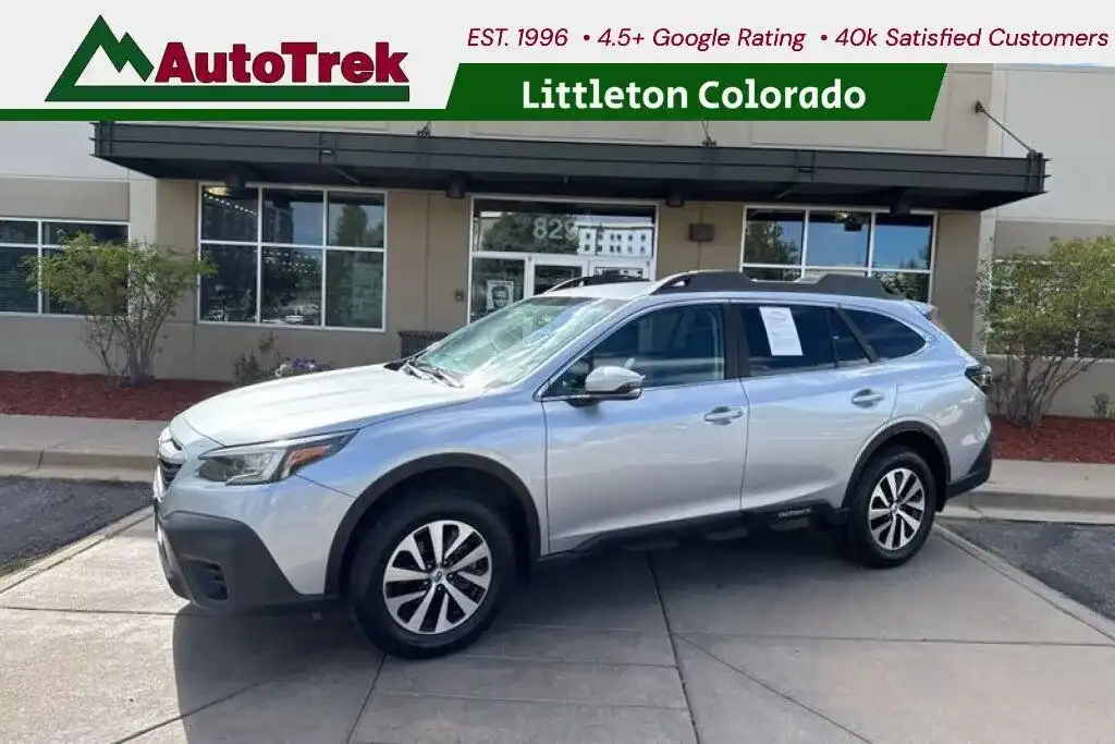 2020 Subaru Outback Premium's photo