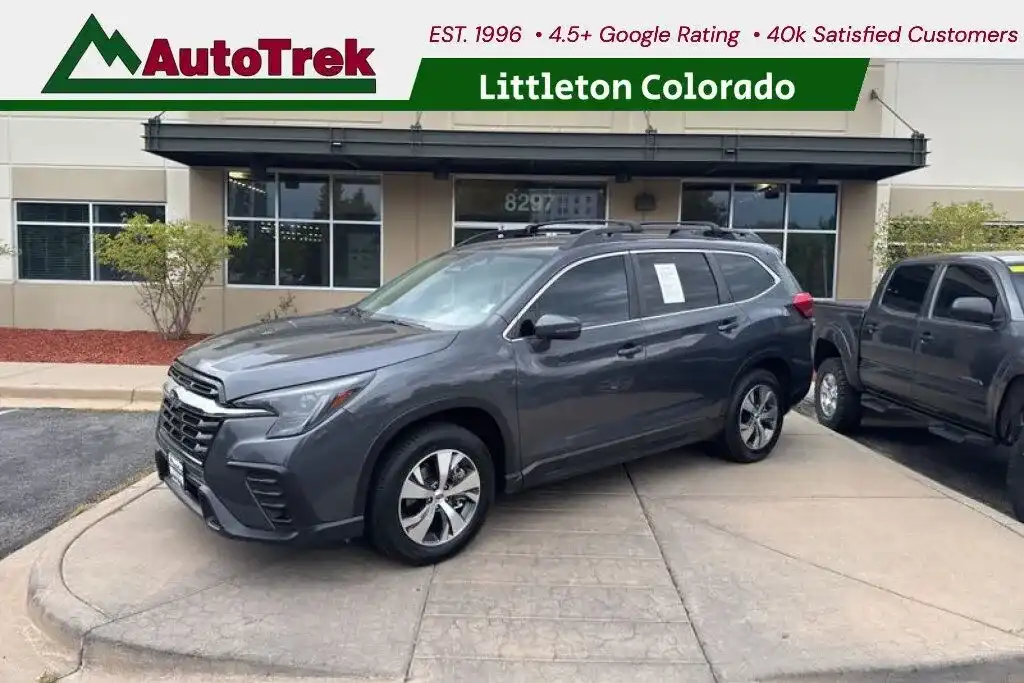 2023 Subaru Ascent Premium 8 Passenger's photo