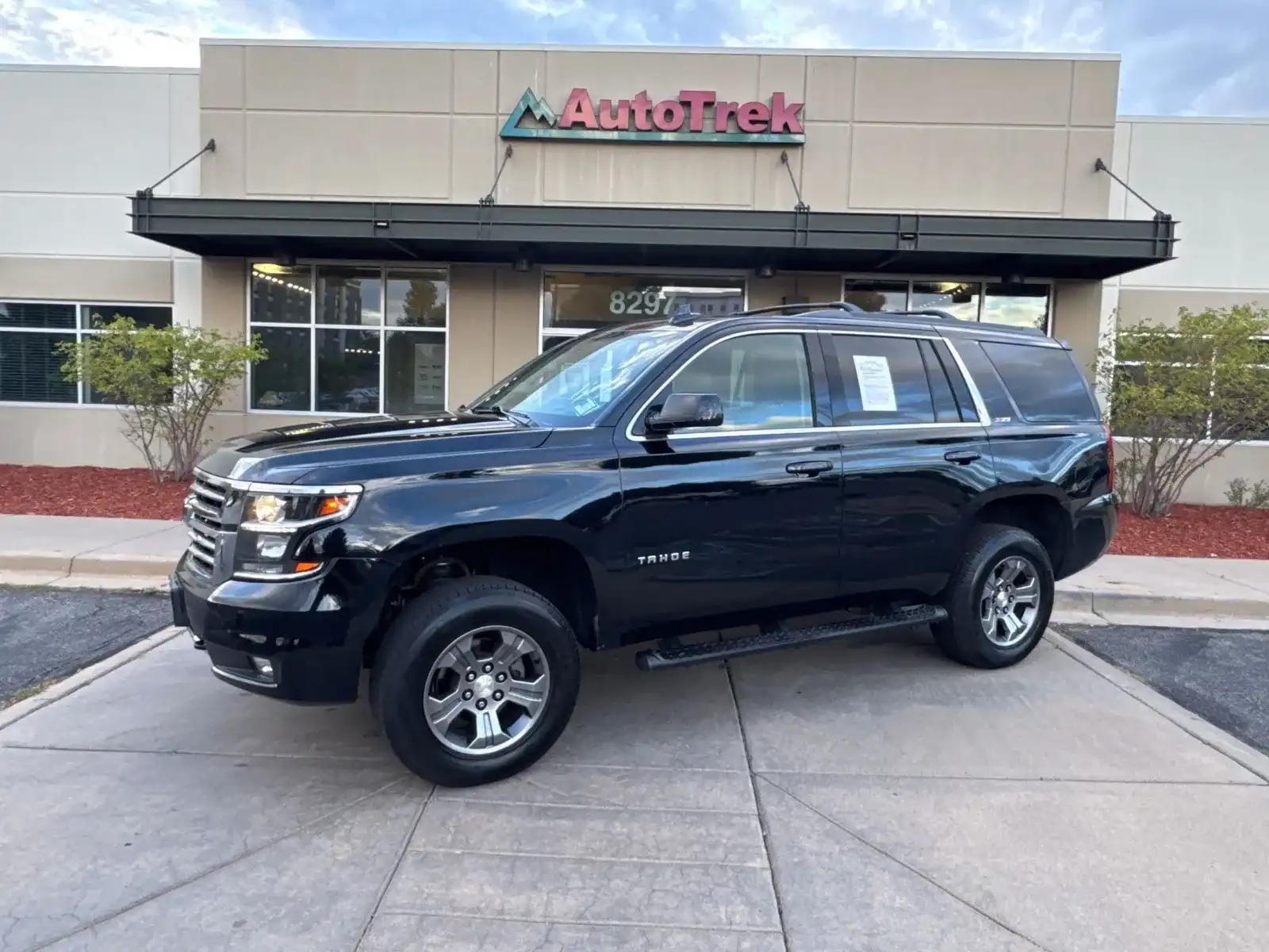 2017 Chevrolet Tahoe LT 4WD's photo