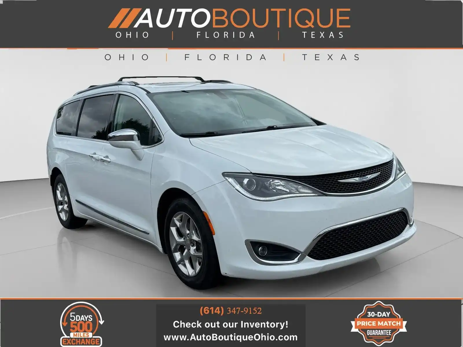 2018 Chrysler Pacifica Limited's photo