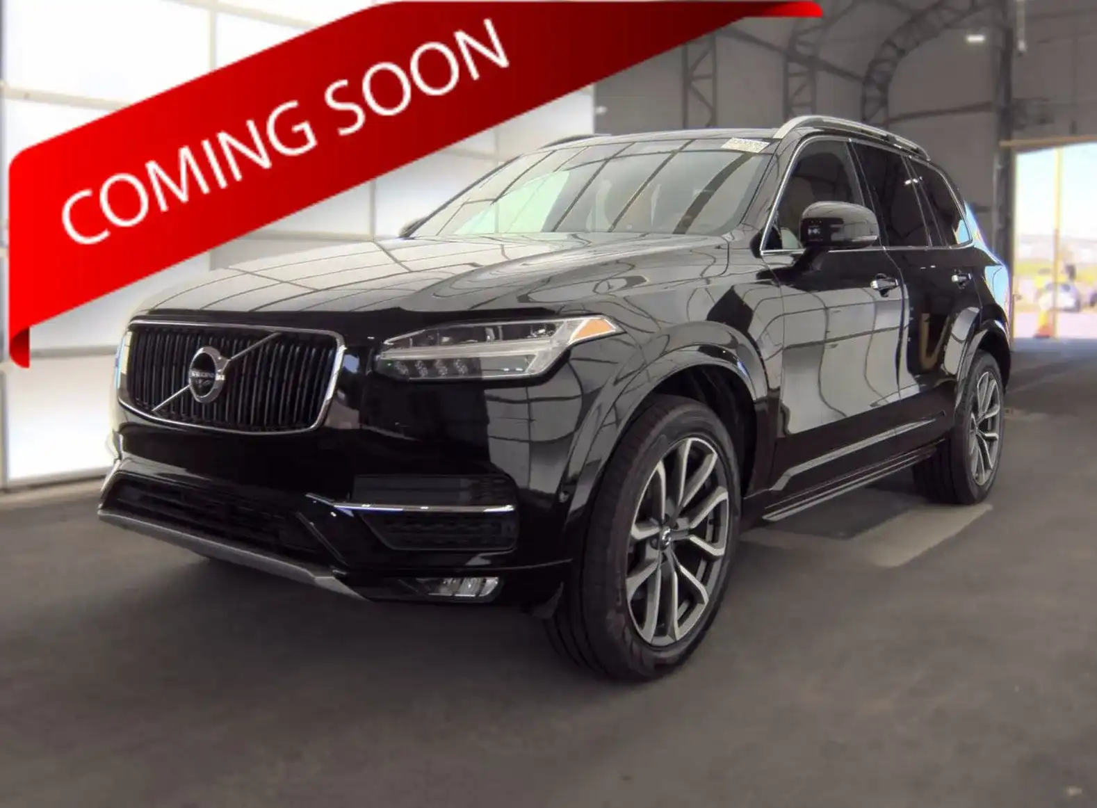 2018 Volvo XC90 T5 AWD Momentum's photo