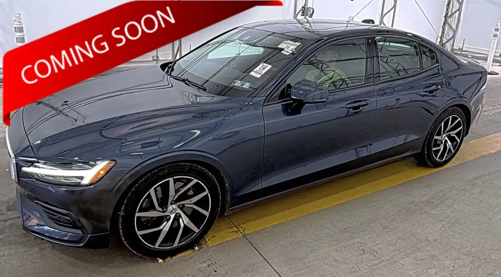 2019 Volvo S60 T6 Momentum AWD's photo