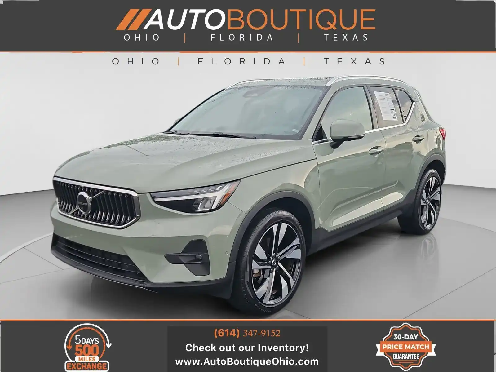 2024 Volvo XC40 B5 Plus Bright AWD's photo