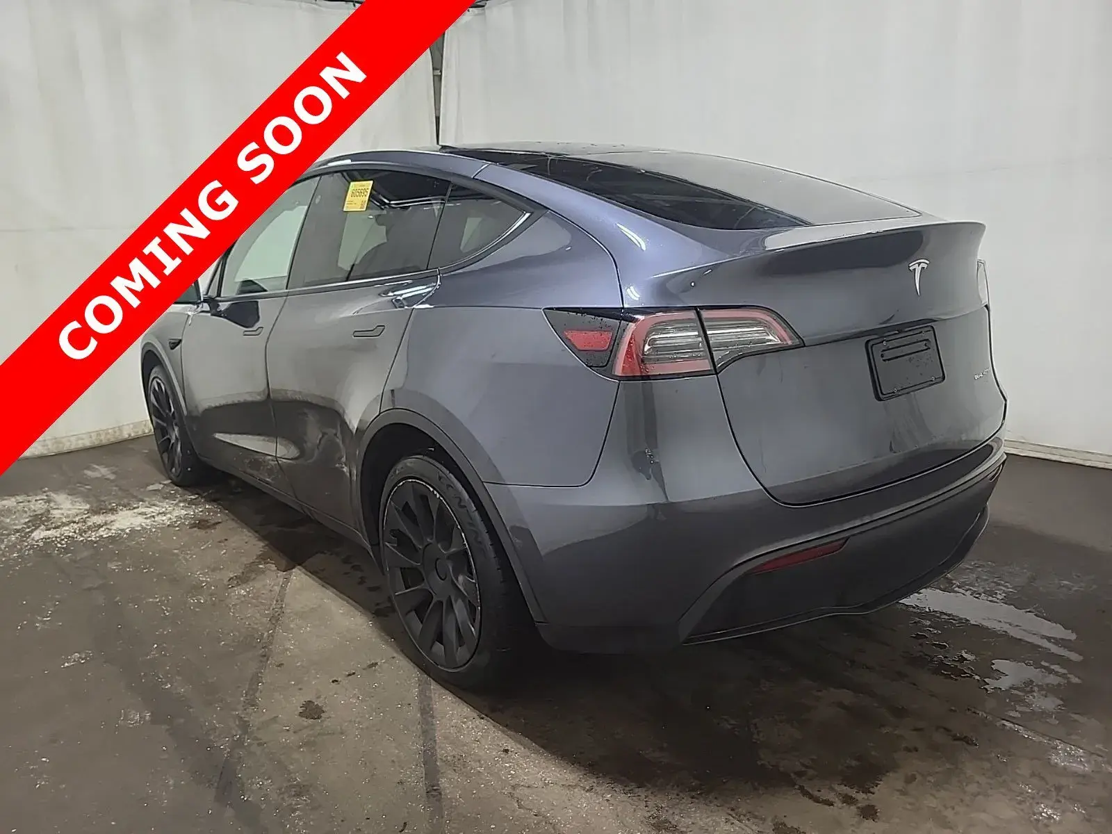 2023 Tesla Model Y Long Range Dual Motor AWD photo 3