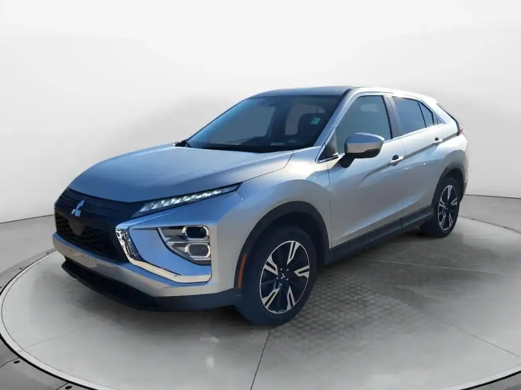 2024 Mitsubishi Eclipse Cross SE S-AWC's photo