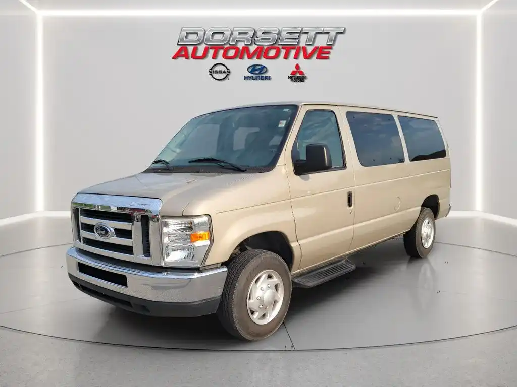 2012 Ford E-Series E-350 XLT Super Duty's photo
