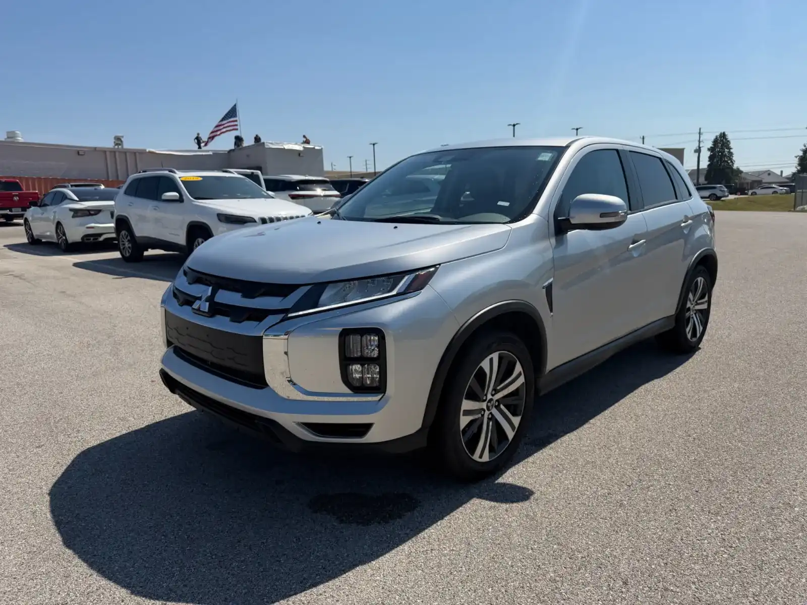 2024 Mitsubishi Outlander Sport 2.0 SE AWC CVT's photo