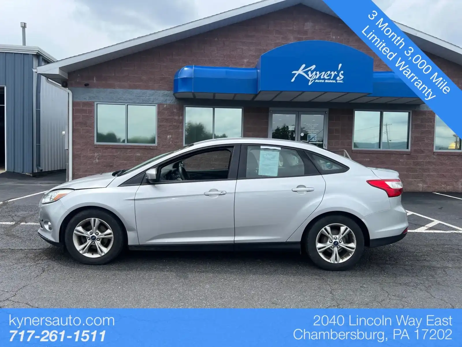 2012 Ford Focus Sedan SE's photo