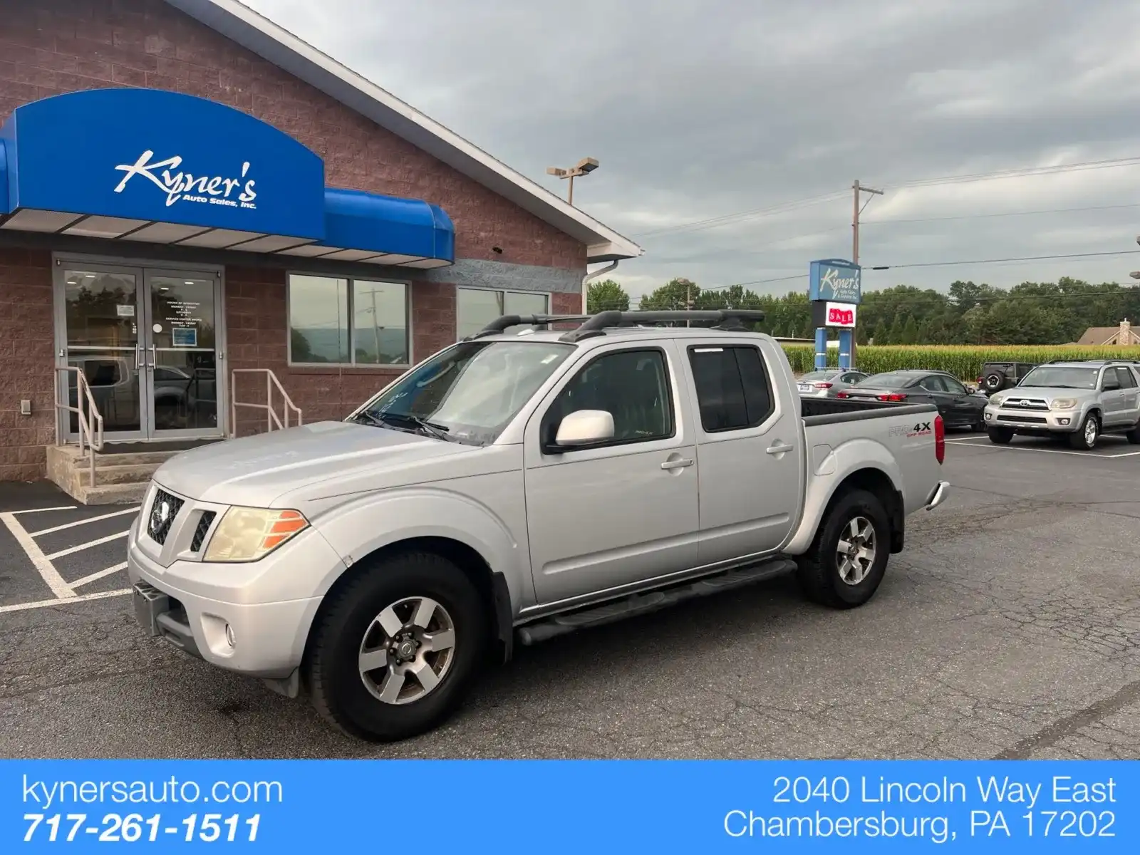 2011 Nissan Frontier 4.0 PRO-4X Crew Cab 4X4 AT's photo