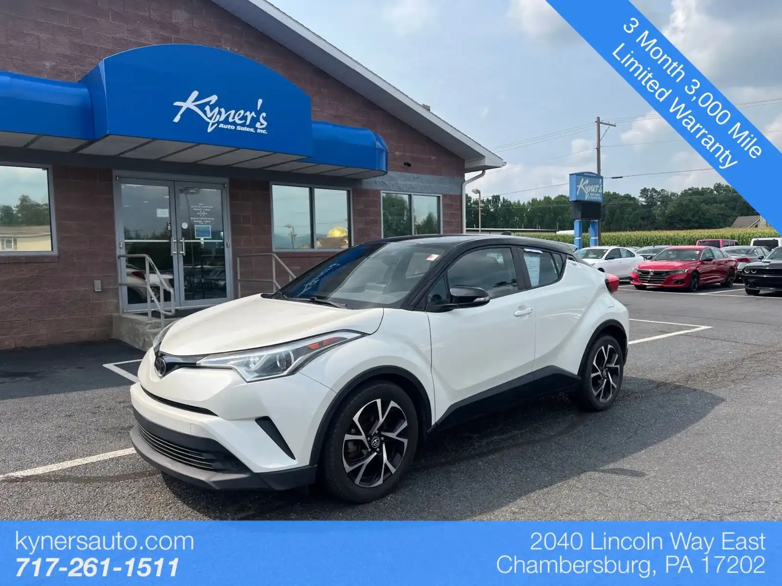2019 Toyota C-HR XLE's photo