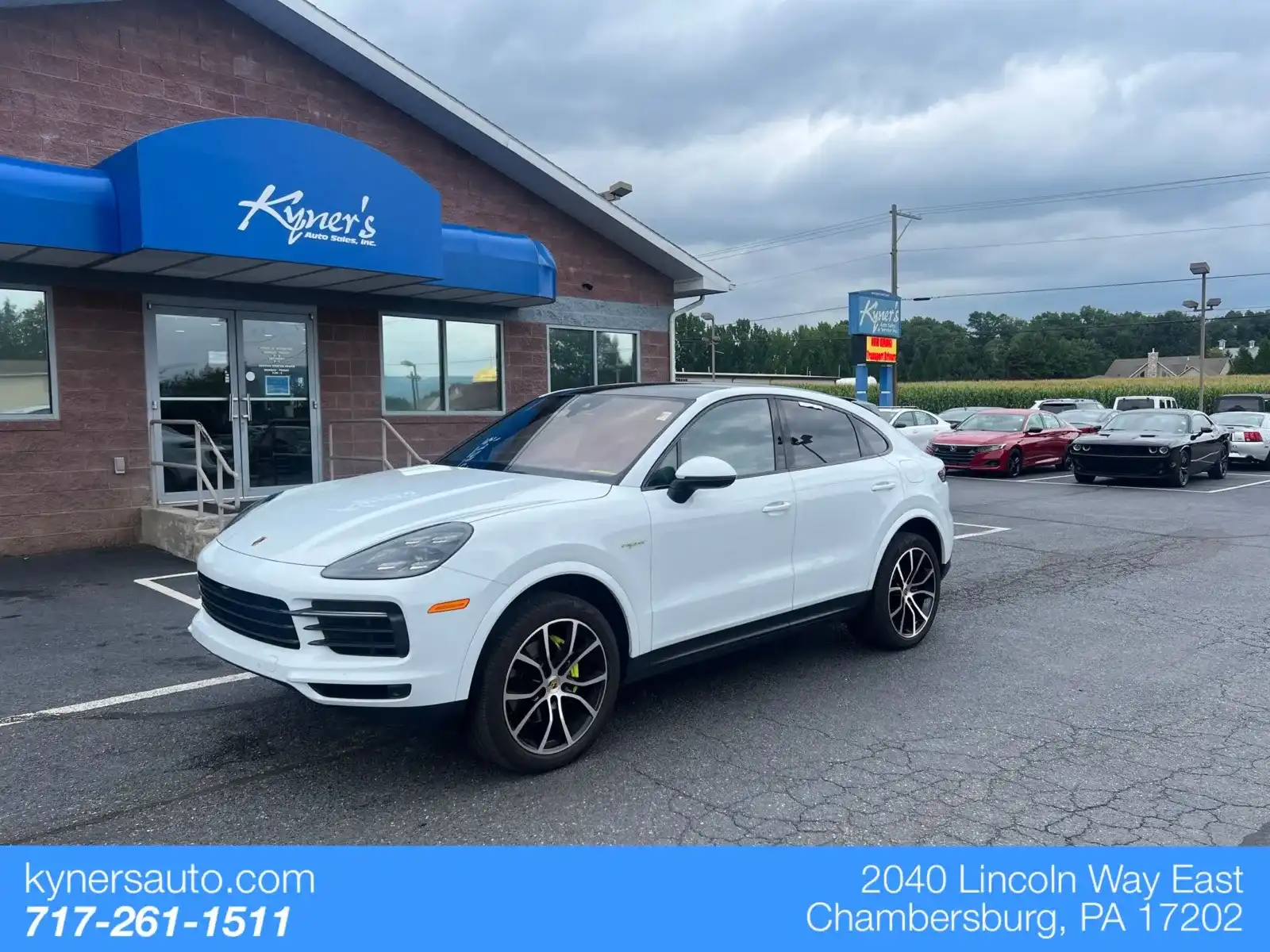2022 Porsche Cayenne E-Hybrid's photo