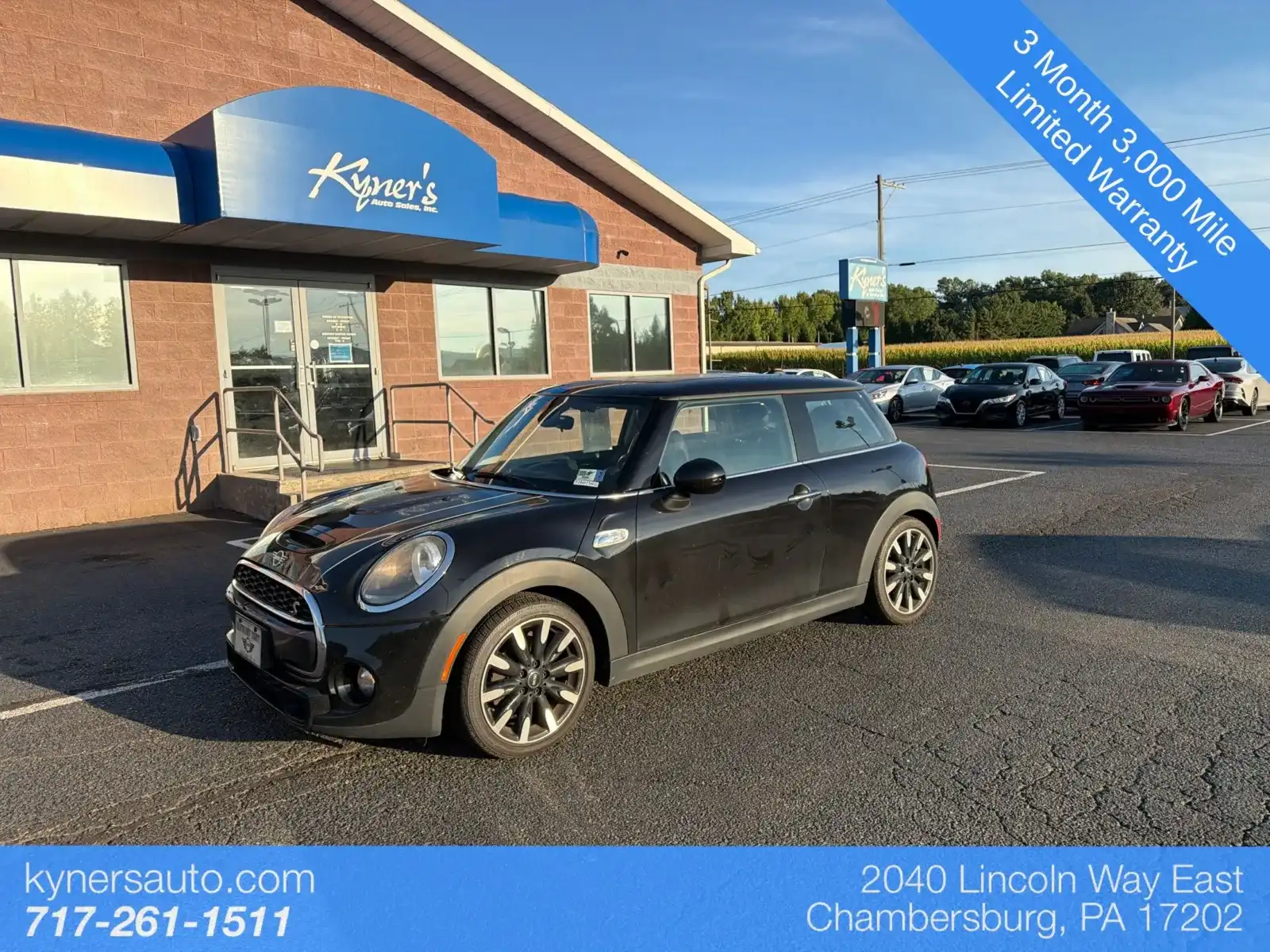 2019 MINI Hardtop Cooper S Signature's photo