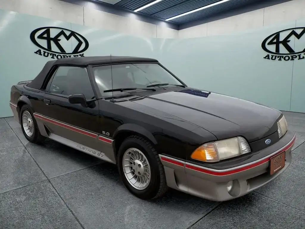 1988 Ford Mustang's photo