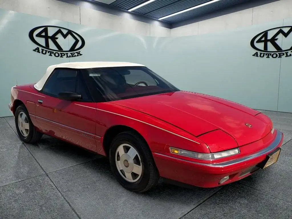 1990 Buick Reatta's photo