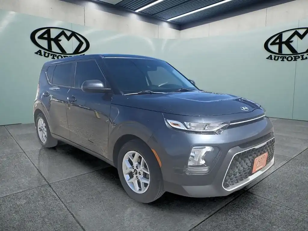 2020 Kia Soul 2.0L S IVT's photo