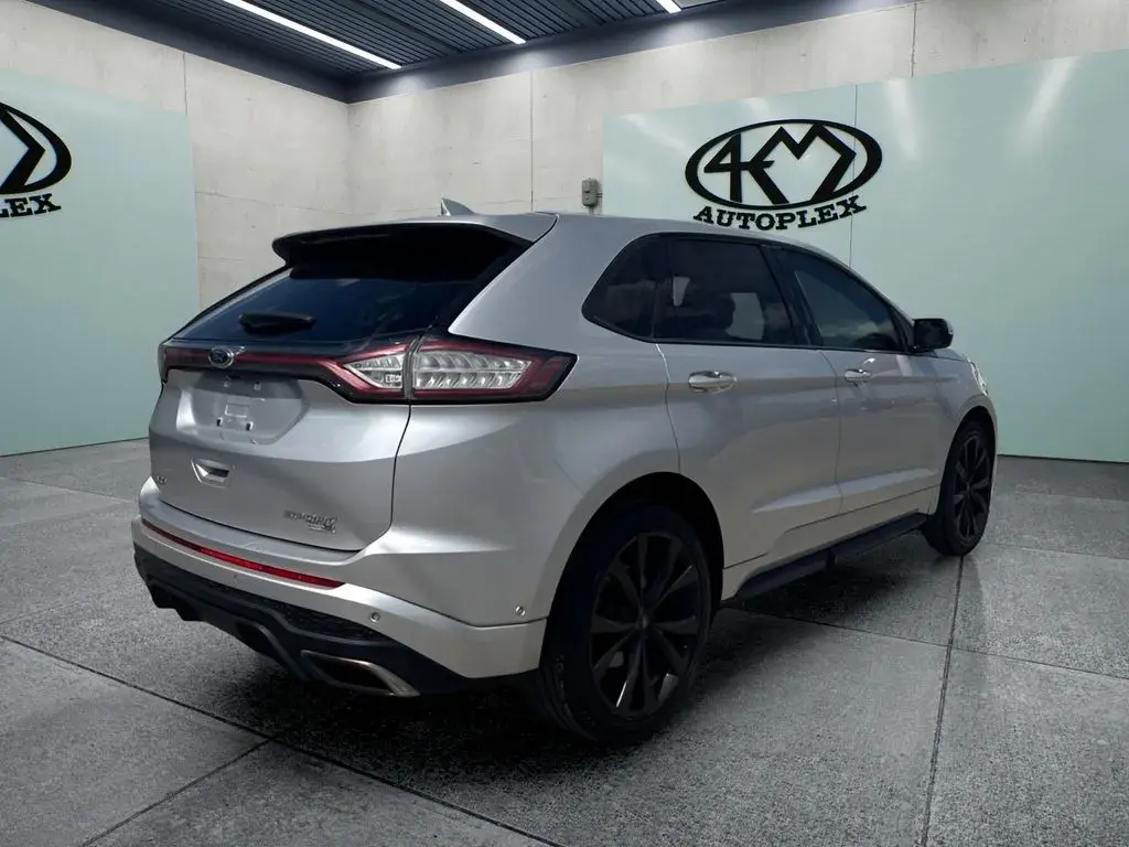 2015 Ford Edge Sport AWD photo 3
