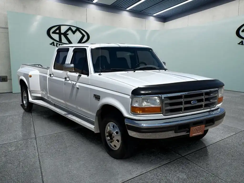 1996 Ford F-350's photo