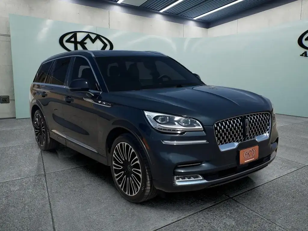 2023 Lincoln Aviator Black Label AWD's photo
