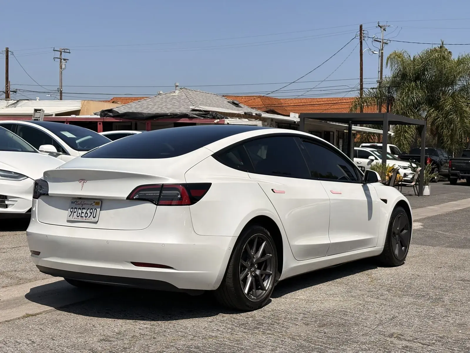 2021 Tesla Model 3 Standard Range Plus photo 4