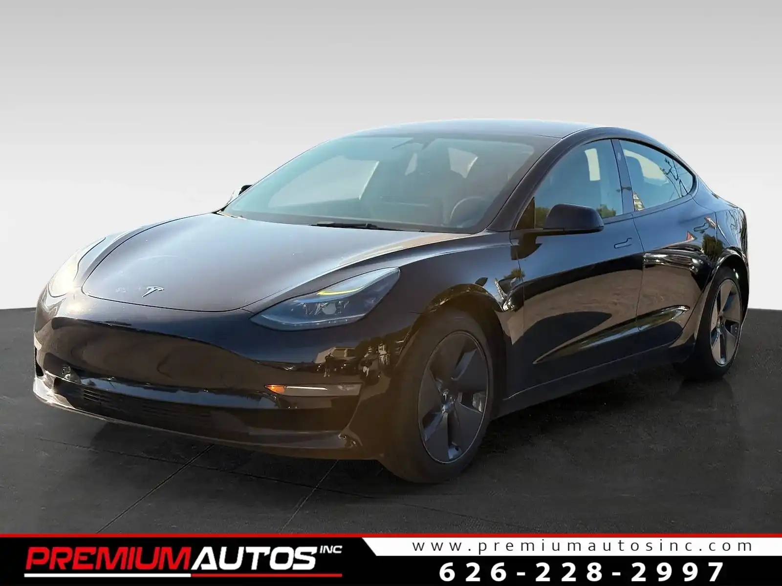 2022 Tesla Model 3 Long Range Dual Motor All-Wheel Drive's photo