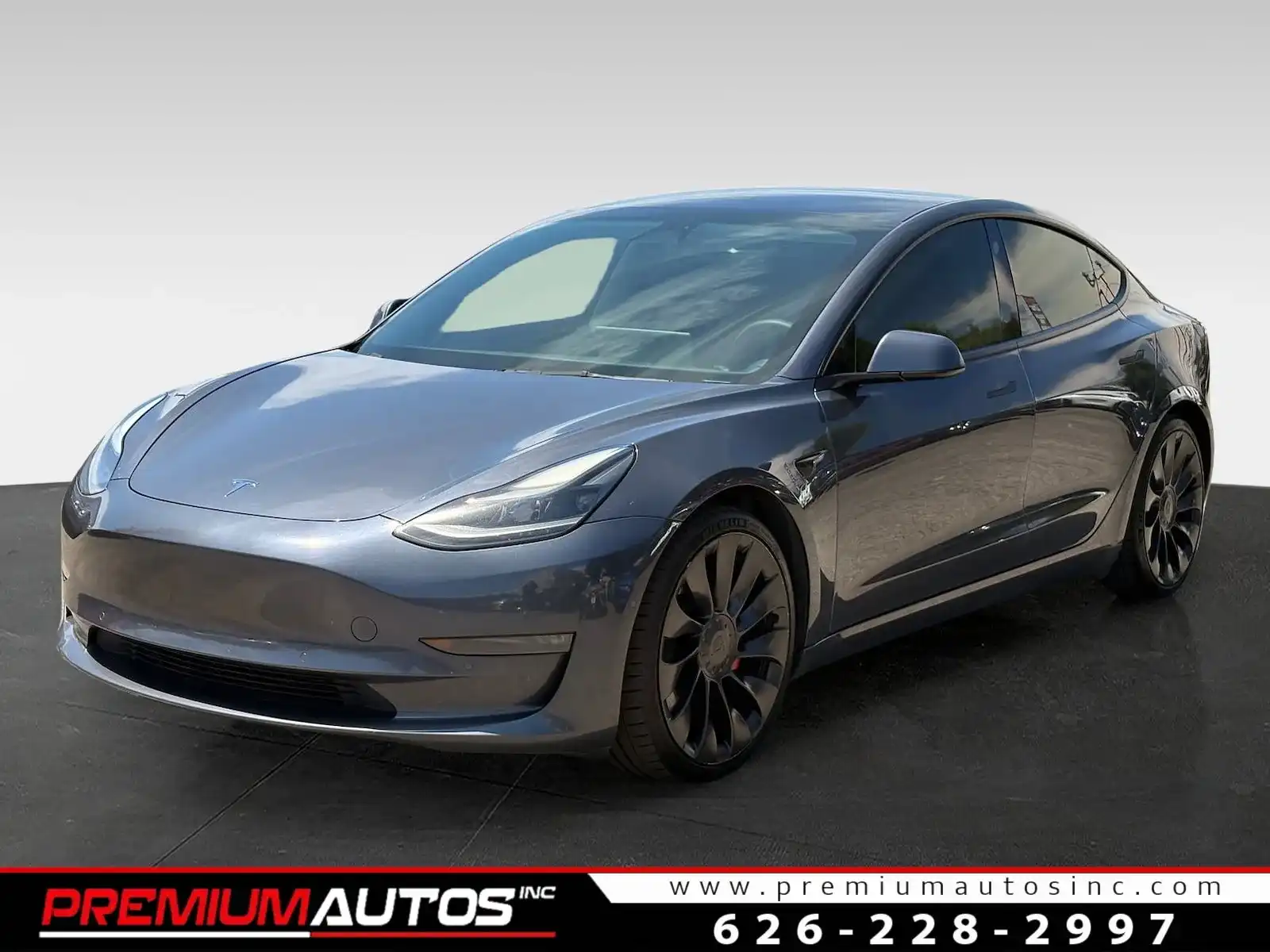2022 Tesla Model 3 Performance Dual Motor All-Wheel Drive's photo