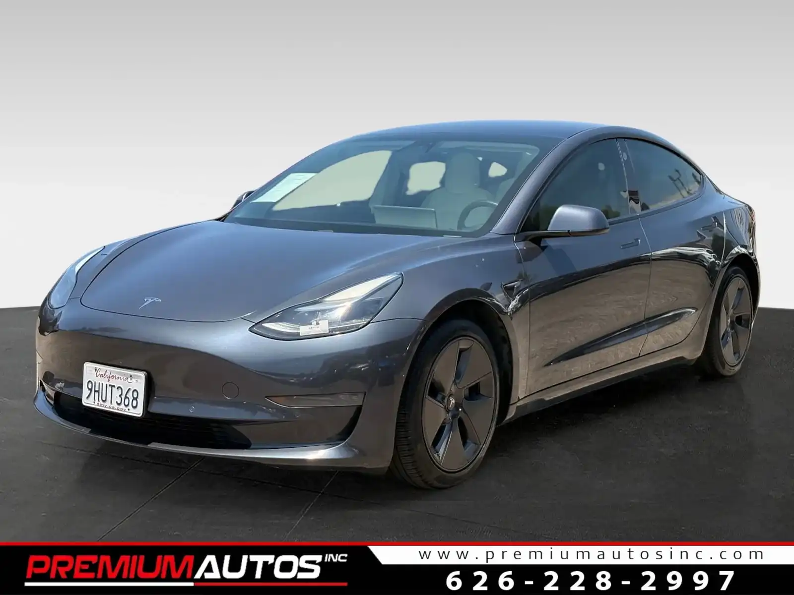 2021 Tesla Model 3 Standard Range Plus's photo