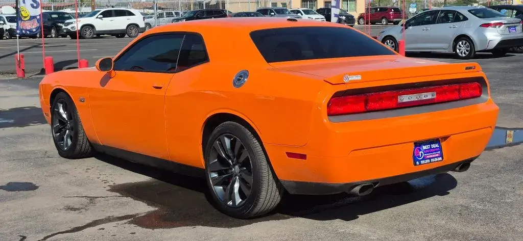 2014 Dodge Challenger SRT8 392 photo 4