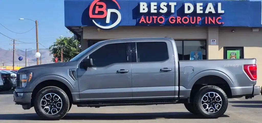 2023 Ford F-150 XLT 4x4 SuperCrew 5-1/2 Box's photo