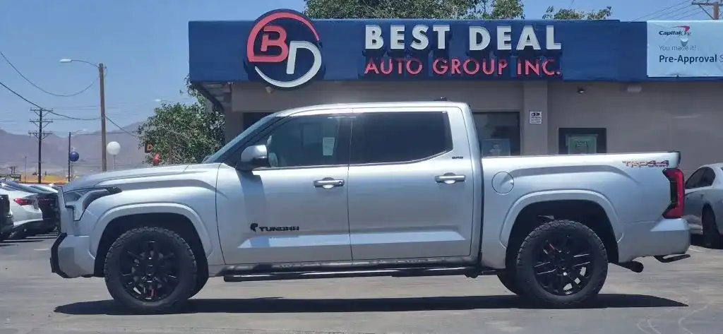 2023 Toyota Tundra SR5 3.4L 4WD CrewMax 5.5' Bed's photo