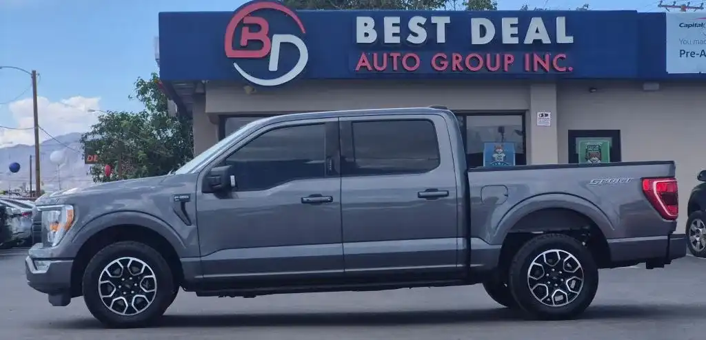 2023 Ford F-150 XLT SuperCrew 5-1/2 Box's photo