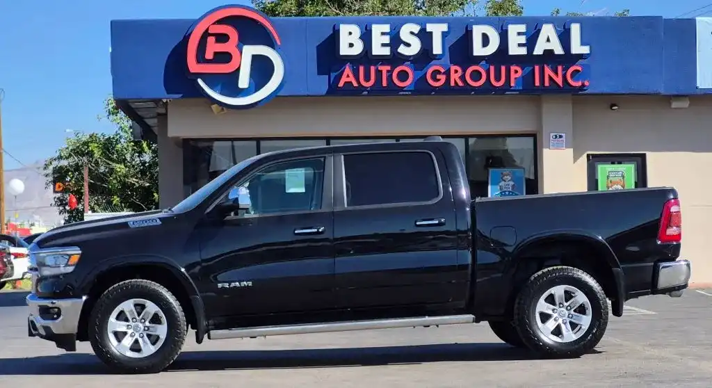 2019 RAM 1500 Laramie 4x4 Crew Cab 5'7's photo