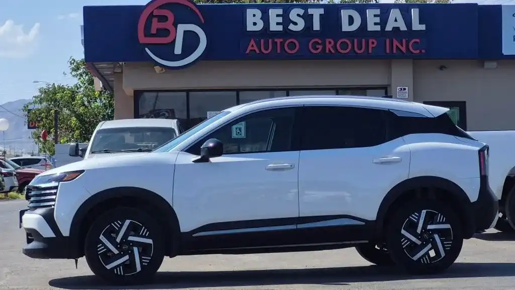 2026 Nissan Kicks 2.0 SV's photo